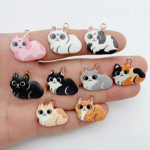 10 piezas Lindo Accesorio DIY de Aleación con Estampado de Animales Gatito para Aretes Pulseras Dijes Funda Celular Mayoreo