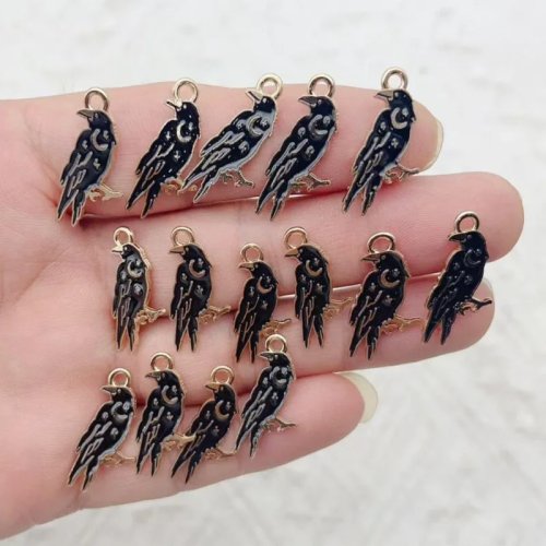 20 piezas de dijes góticos negros de aleación dorada con cuervo, estrella, fase lunar, lápida, esmalte, accesorios para joyería DIY