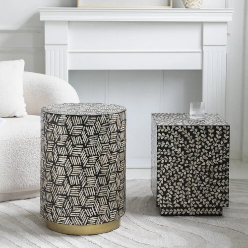 Creative Shell Side Table, Small Round Vintage Coffee Table for Living Room Sofa, Home Decor Housewarming Gift