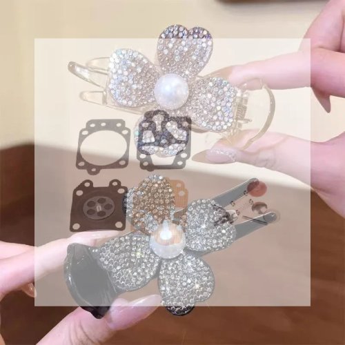 กิ๊บหนีบผมรูปดอกไม้มุกใบโคลเวอร์สี่ใบ สีดำขาว 2 แบบ เครื่องประดับผมตกแต่งสวยงาม เหมาะเป็นของขวัญวันแม่