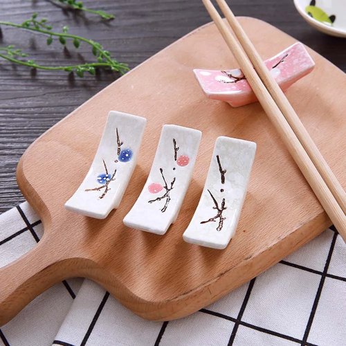 1pc Japanese Plum Blossom Ceramic Chopstick Holder Creative Kitchen Utensil