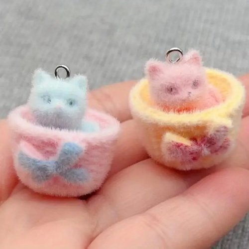 4個 3D プラッシュ レジン 猫 ペンダント、DIY ジュエリー作り、イヤリング、キーホルダー、アクセサリー