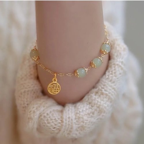 Bracciale in Perle di Giada Naturale Vera – Bangle Charm Designer, Gioiello in Pietra Dure Portafortuna, Regalo per Donna e Ragazza