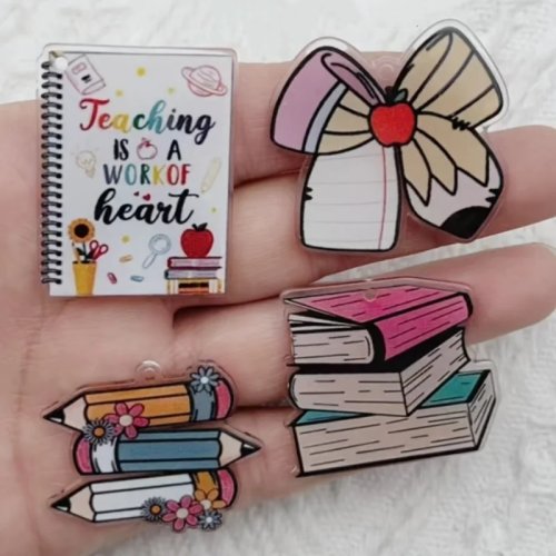 10 ชิ้น พวงกุญแจที่ห้อยปากกาลายโบว์อะคริลิก ตกแต่งรถ DIY ช่วงเปิดเทอม
