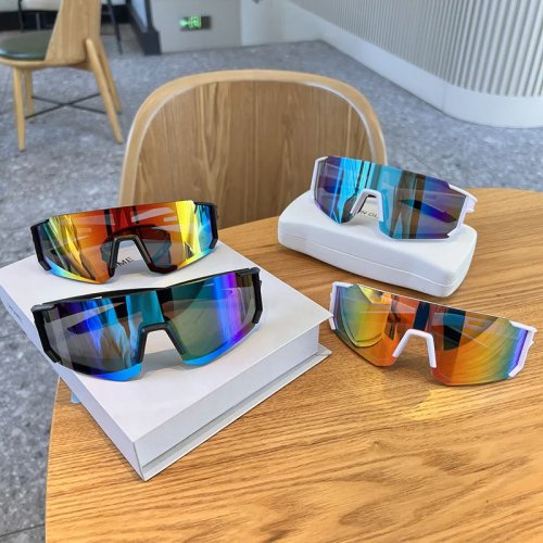 2 Stück Sportsonnenbrille für Outdoor, UV400 Blendschutz, für Herren Damen, Sanddicht, Augenschutz zum Radfahren Wandern