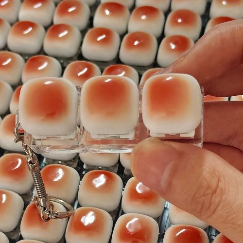 Caramel Bread Fidget Keychain – Stress Relief Squeeze Toy for Adults