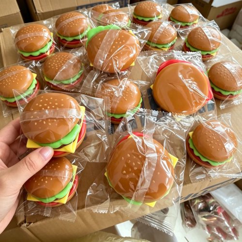 บอลบีบคลายเครียดแฮมเบอร์เกอร์ Squishy ขนาดใหญ่ – ของเล่นสัมผัส TPR สำหรับออทิสติก บรรเทาความเครียดและความวิตกกังวล ของเล่นบีบสำหรับผู้ใหญ่และเด็ก