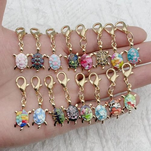 16 peças acessórios de joalharia DIY, pendentes tartaruga em liga esmaltada colorida para porta-chaves e fivela de saco