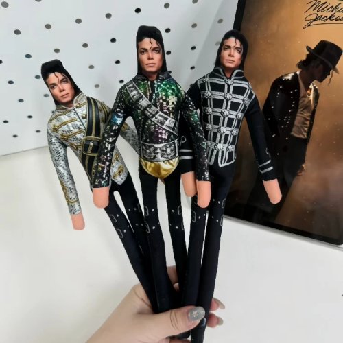 Boneka Plush Michael Jackson Pop King – Koleksi Handwoven dengan Sendi Begerak, Hadiah Fans & Dekorasi Ruangan