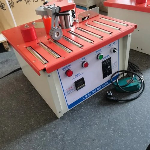 Mini kantenlijmmachine, draagbare kantenaanlijmmachine voor houtbewerking