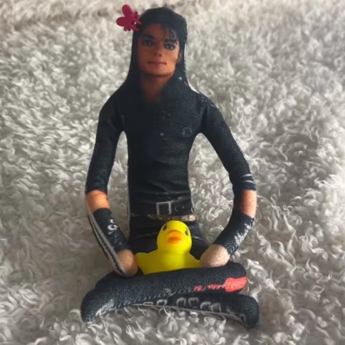 Peluche collector vintage Michael Jackson, poupée en tissu look scène classique, figurine faite main, cadeau fans et déco musicale