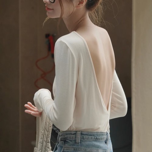 เสื้อยืดผู้หญิงแขนยาว 2026 ใหม่ คอวีลึกด้านหลัง เซ็กซี่ ยืดหยุ่นสูง