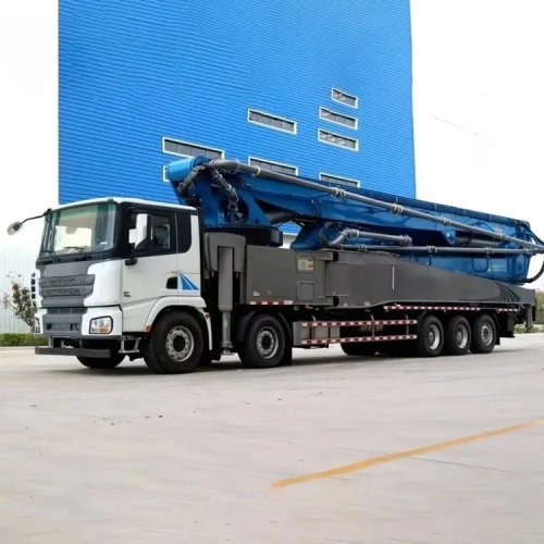 New Heavy Duty Sinotruk 70m 545HP 10x4 Concrete Pump Truck