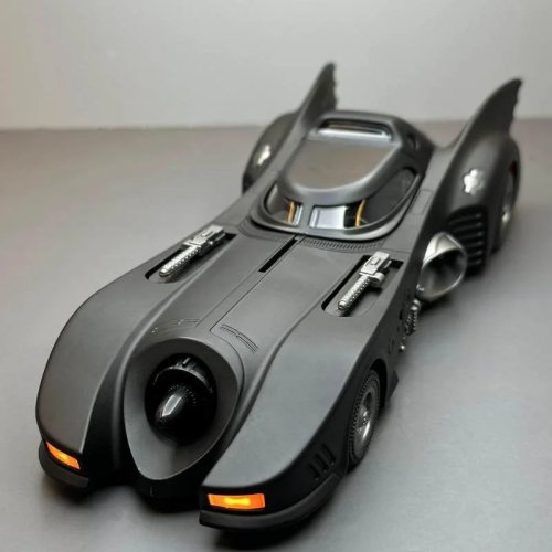 Mô Hình Xe Diecast 1:24 Batmobile Phim Kinh Điển – Xe Bat Thể Thao Kim Loại Có Âm Thanh & Đèn, Đồ Chơi Xe Đua Mô Phỏng cho Trẻ, Quà Tặng