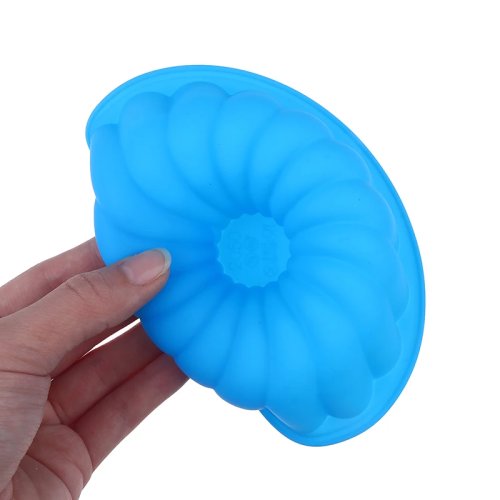 Silicone Spiral Cake Mold, Mini Baking Pan for Jelly, Pudding & DIY Cake Decorating