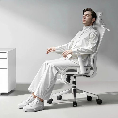 Ergonomischer höhenverstellbarer Bürostuhl mit Lendenwirbelstütze, Gaming-Stuhl für Zuhause mit Armlehnen, komfortable Rückenlehne
