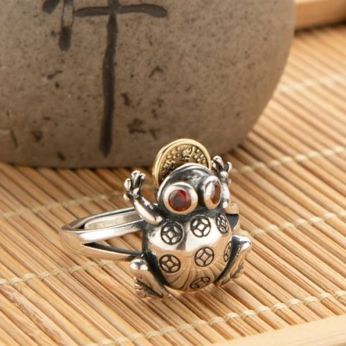 Red Jade Golden Frog Ring – 925 Silver Carved Adjustable Gemstone Amulet Jewelry for Women
