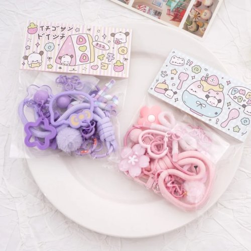 1 Conjunto de 15 Peças Pingentes de Contas Perler de Plástico Multicolor, Acessórios DIY para Porta-Chaves e Mala, Materiais de Artesanato com Anéis
