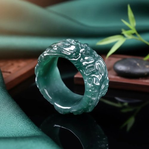 Anillo ancho de jadeíta auténtica Blue Water con dragón – Joya grabada fina, regalo para hombre y mujer