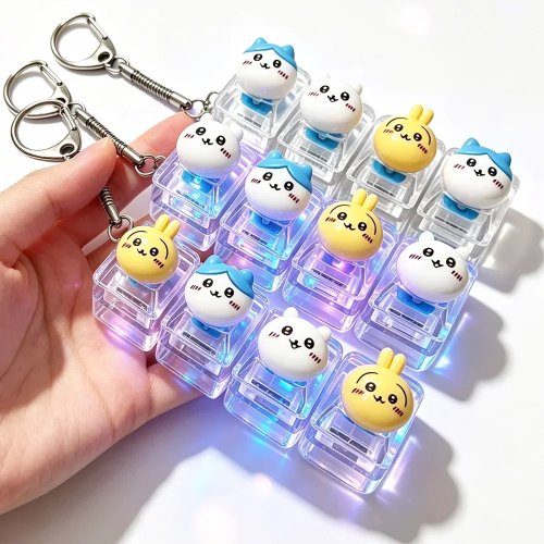 ちいかわ LEDキーボードキーホルダー 4キー フィジェットクリッカー付き ストレス解消 センサリートイ ファン向け
