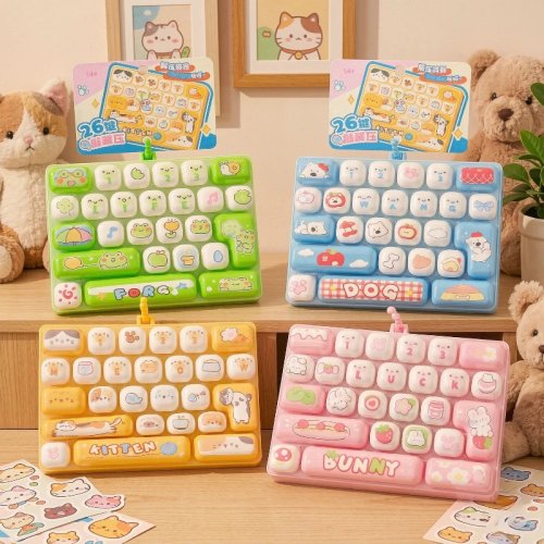 Brinquedo anti-stress Fidget Clicker com 26 Teclas Keycap, Mini Teclado para Alívio de Stress, Porta-chaves de Desenho Animado Portátil Presente
