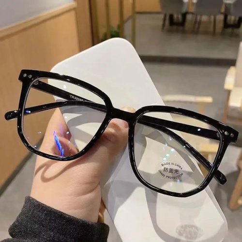 Transparent Anti-Blue Light Computer Glasses Frame for Women and Men - Square Eyewear