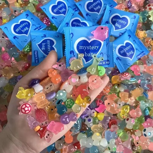 Sac mystère de mini animaux en résine aléatoires, breloques mignonnes pour bricolage DIY et décoration de micro-paysage