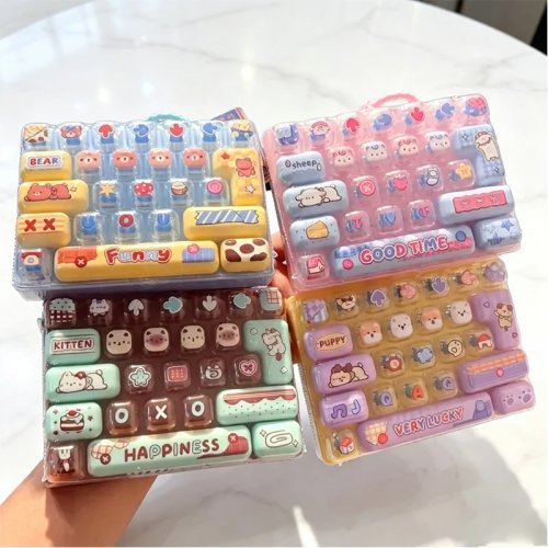 Móc khóa Fidget Keycap Clicker Chống Căng Thẳng 26 Grid - Đồ chơi giải tỏa căng thẳng, quà tặng tiệc