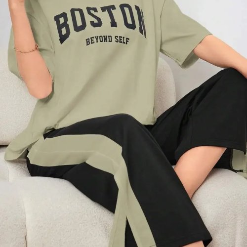 Mulvari Conjunto de 2 Piezas para Mujer Beige Verano Casual Lounge, Camiseta con Estampado de Letras, Hombro Caído y Costura Lateral Contrastada