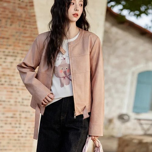 Giacca in ecopelle rosa donna MISHOW Primavera 2025 maniche lunghe slim casual