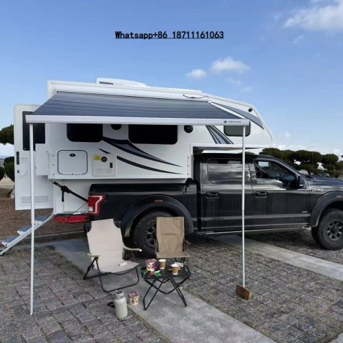 Camper per pickup a tetto rigido per famiglie con illuminazione LED interna e zona notte spaziosa per 4-6 persone