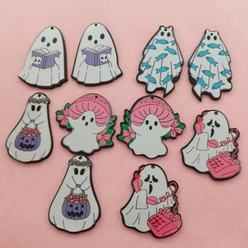 10 pcs Liontin Hantu Halloween Akrilik Cetak Dua Sisi Lucu Aksesori DIY