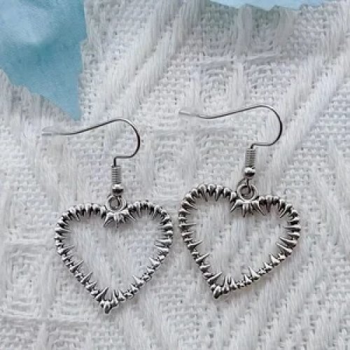 10 pendientes con forma de corazón de aleación para mujer, el mejor regalo